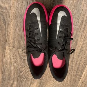Nike girls soccer cleats